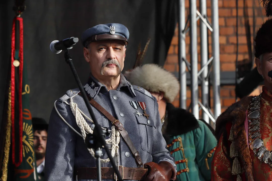 Marszałek Piłsudski przyjechał do Łodzi. Święto Niepodległości w Manufakturze [ZDJĘCIA] - Zdjęcie główne