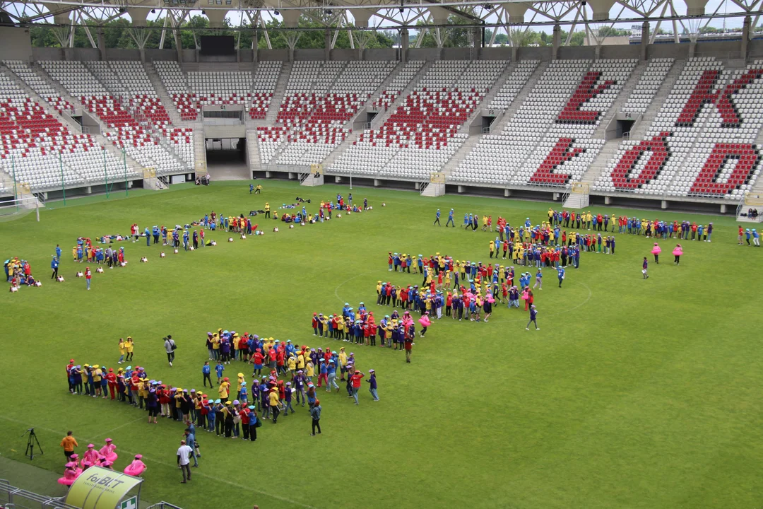 Flash mob na stadionie ŁKS Łódź im. Władysława Króla