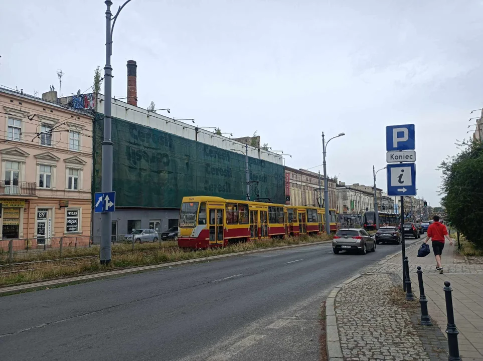 Tramwajowe korki na Zachodniej