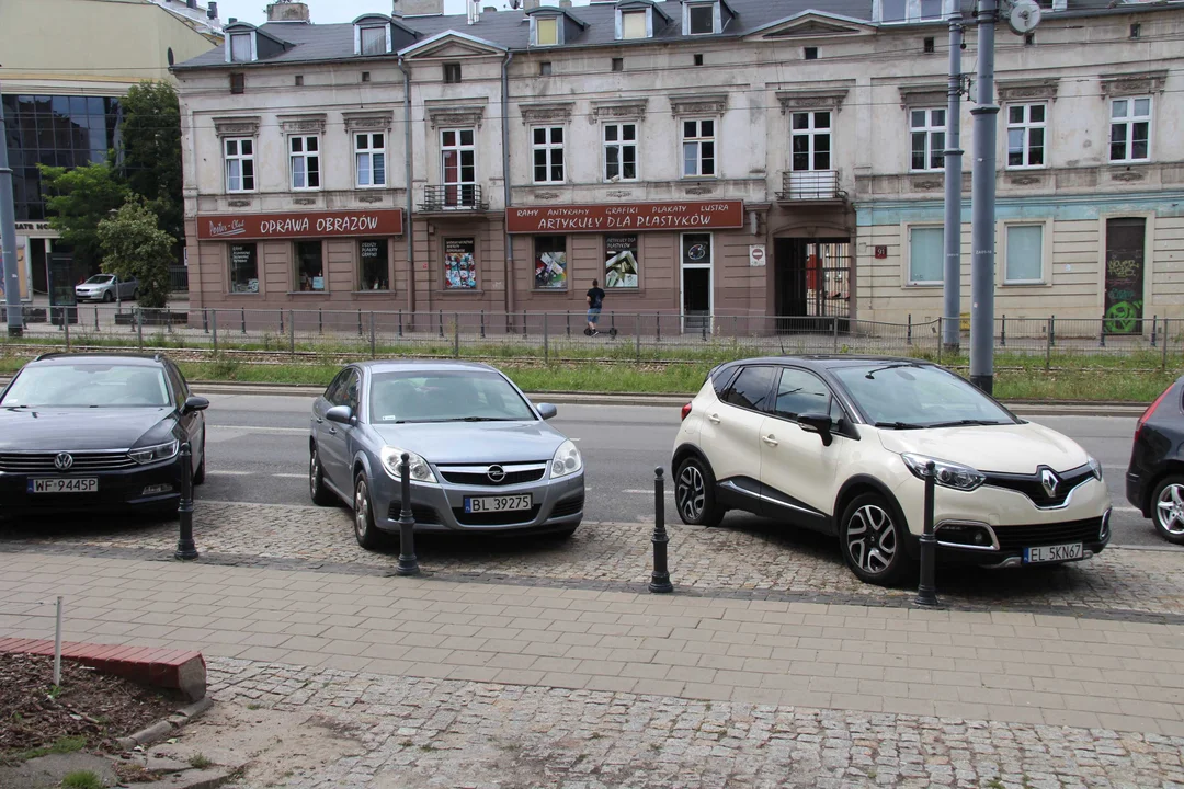 Parkowanie w pobliżu Piotrkowskiej nie jest łatwe