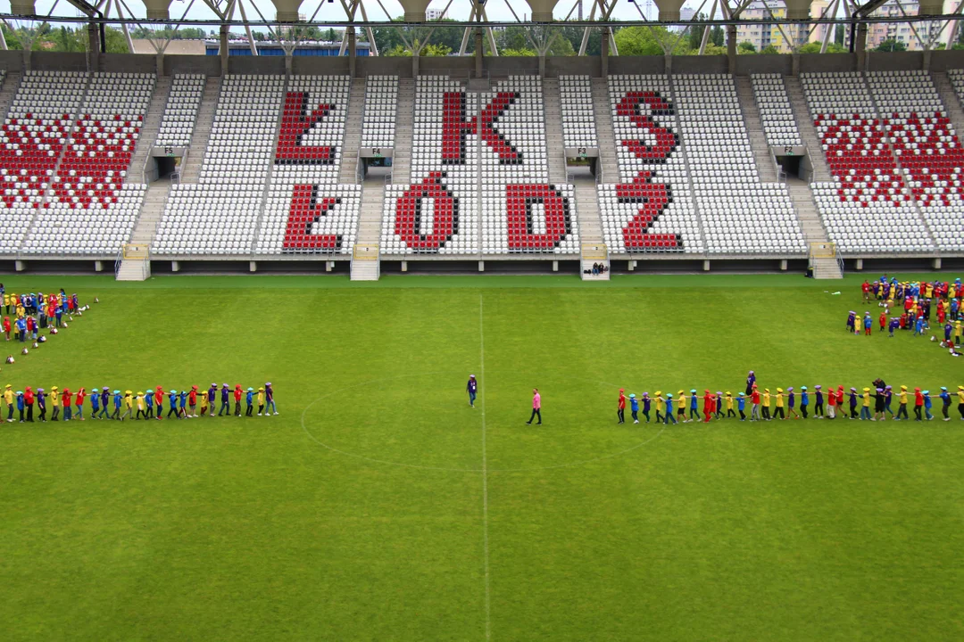 Flash mob na stadionie ŁKS Łódź im. Władysława Króla