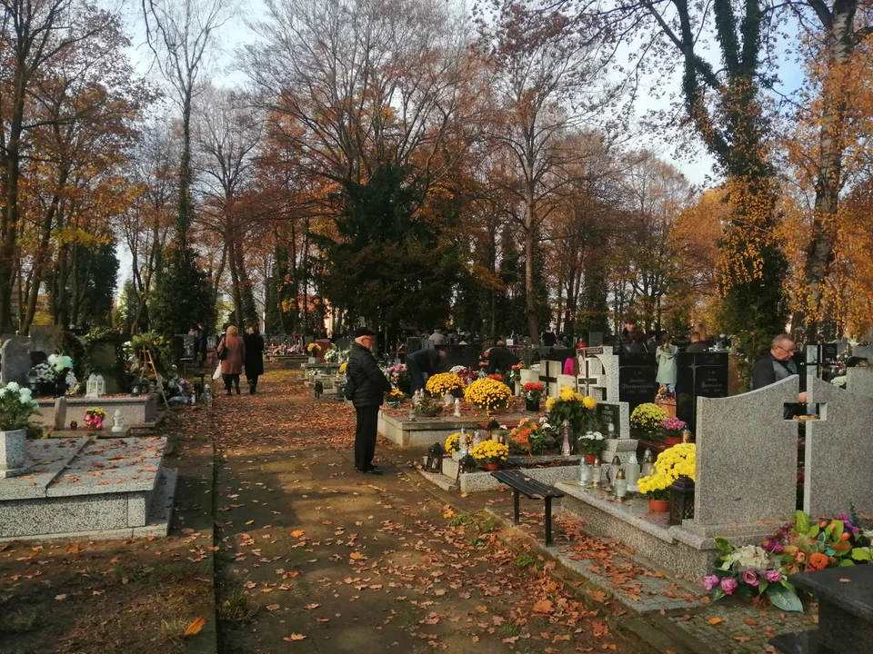 Cmentarz Ewangelicko-Augsburski przy ul. Spacerowej w Zgierzu
