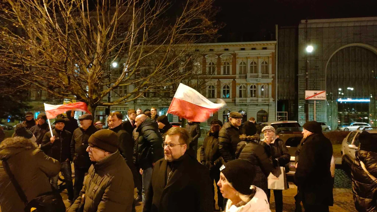 Protest pod TVP3 Łódź