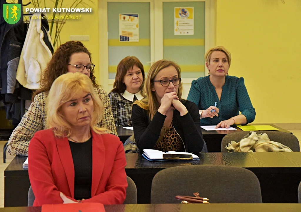 W Starostwie Powiatowym w Kutnie odbyło się spotkanie dotyczące rządowego programu Polski Ład