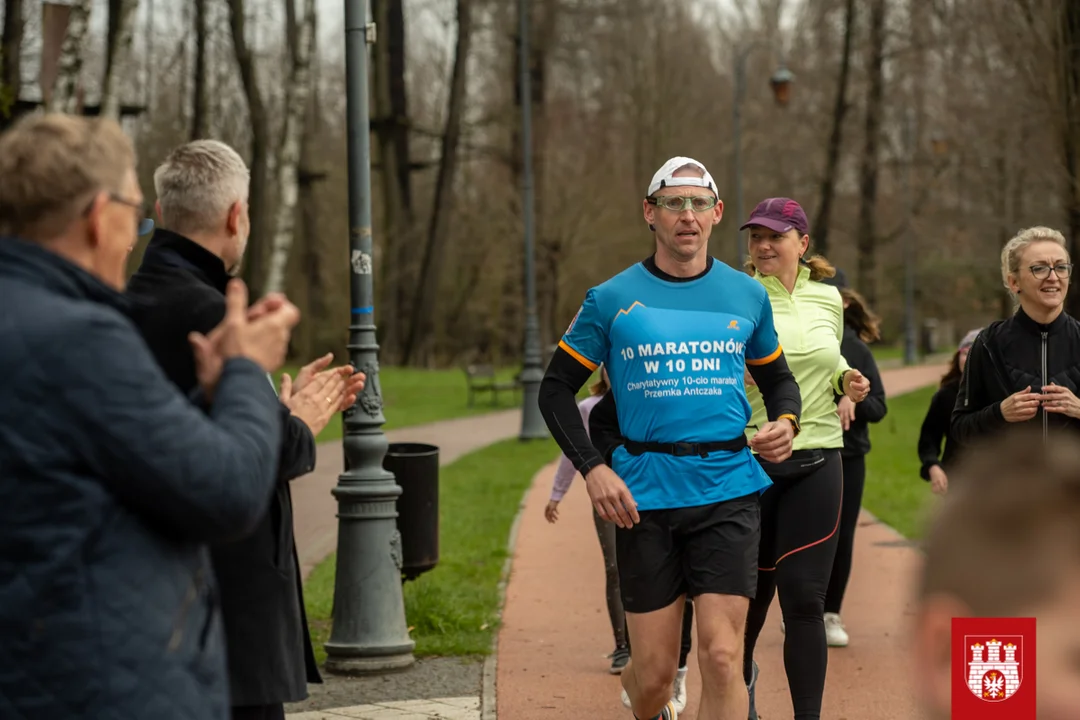 Przemysław Antczak: maratończyk, który biega, by pomóc chorym dzieciom [zdjęcia]