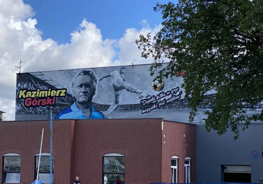 W SMS Łódź odsłonięto mural z podobizną Kazimierza Górskiego