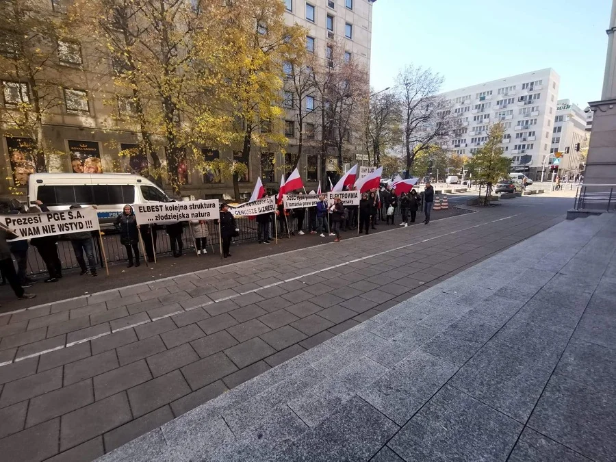 Pracownicy Elbest Security protestowali w Warszawie