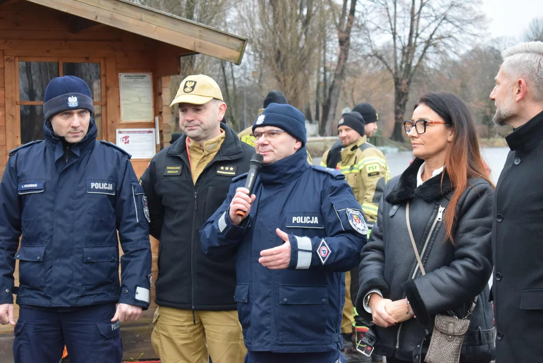 Akcja ratunkowa na Stawie Miejskim w Zgierzu