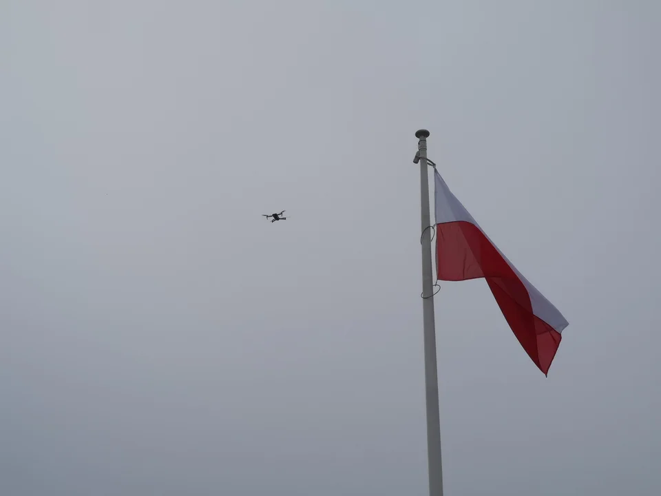 "Żywa flaga" na pl. Jana Pawła II