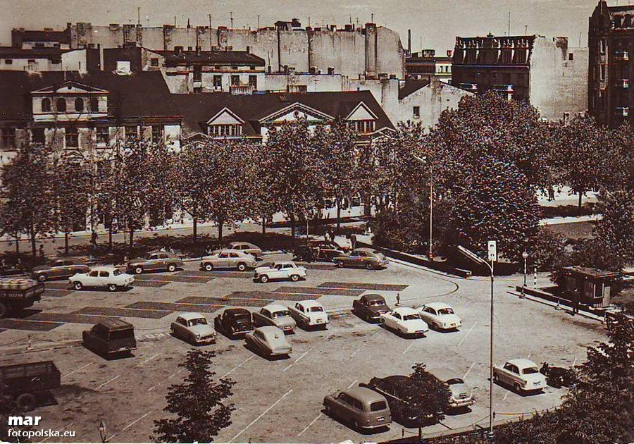 Plac Komuny Paryskiej 1960/1975