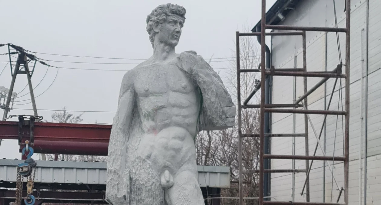 W regionie powstaje replika rzeźby Dawida! Będzie miała prawie 5 metrów wysokości [FOTO] - Zdjęcie główne