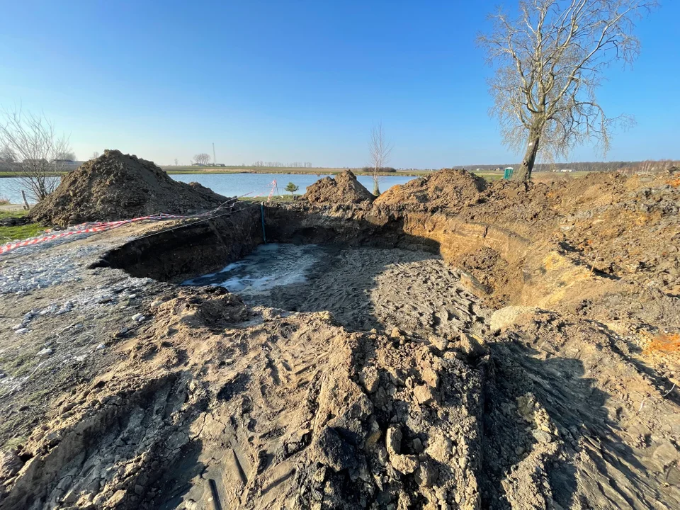 Pod Kutnem wybudują… wieżę widokową. Ruszyła ciekawa inwestycja, co będzie do dyspozycji mieszkańców? [FOTO] - Zdjęcie główne