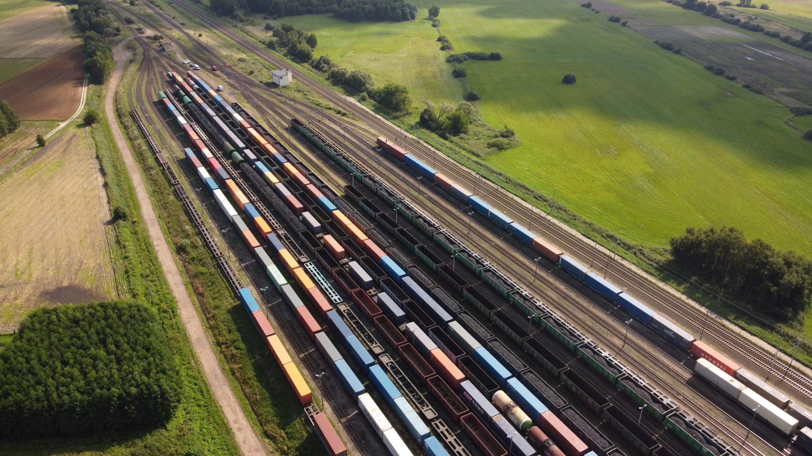 Warto postawić na transport towarów koleją. Planeta nam za to podziękuje - Zdjęcie główne
