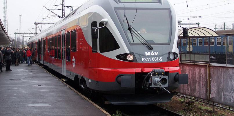 Rekordowy zakup Kolei Mazowieckich: kupią pociągi za ponad 2 mld zł - Zdjęcie główne