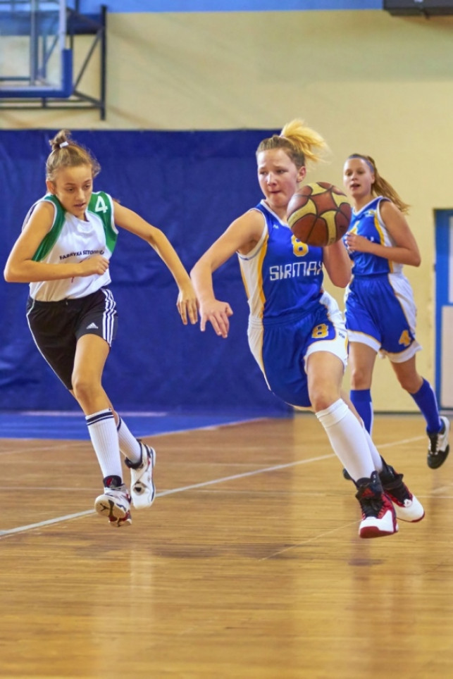 Zwycięstwo młodziczek KKS PRO-BASKET SIRMAX Kutno w Bełchatowie  - Zdjęcie główne