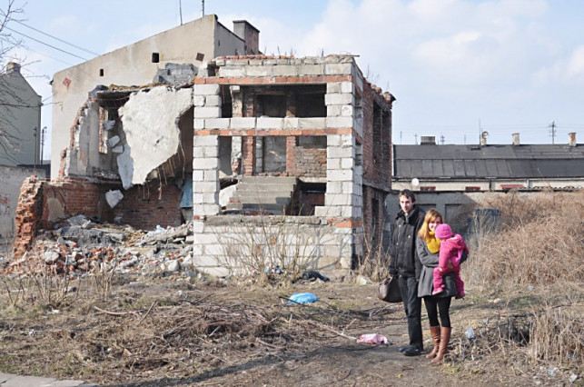 Ruina zrównana z ziemią. "Tyle lat czekano na tragedię" - Zdjęcie główne