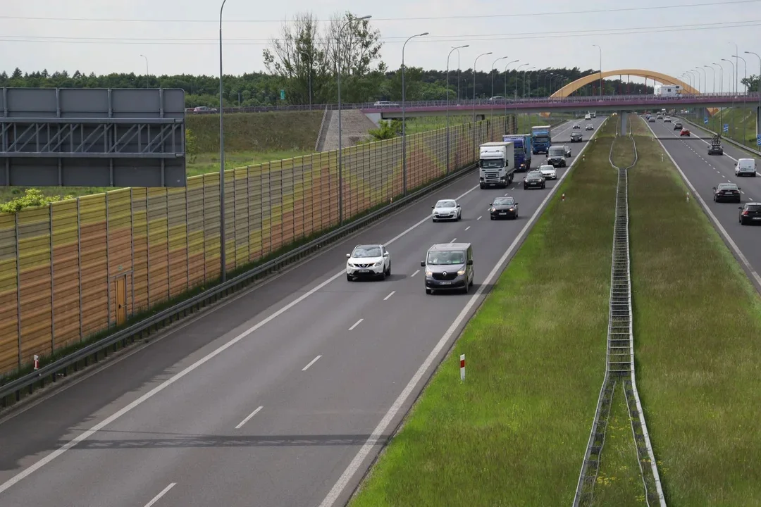 Uwaga kierowcy: ważne zmiany na autostradach i drogach ekspresowych. To część ogólnopolskiej akcji [FOTO] - Zdjęcie główne