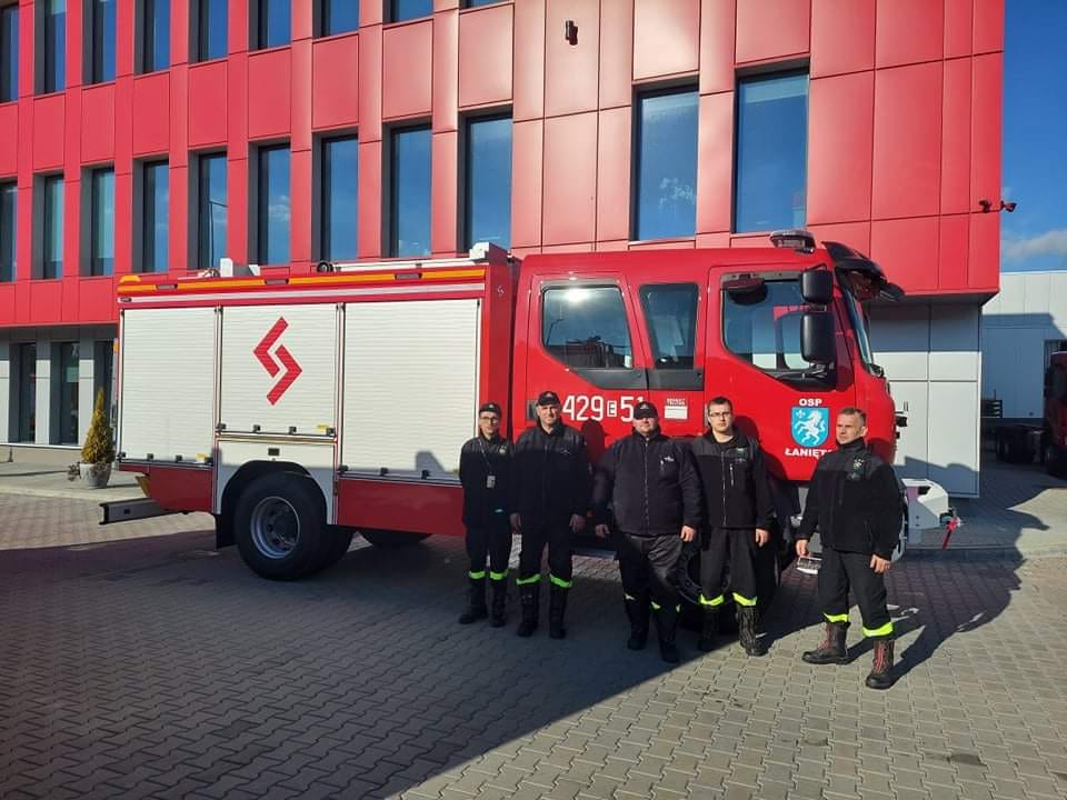 Nowy wóz strażaków z OSP Łanięta. Poprzedni miał… 43 lata [ZDJĘCIA/WIDEO] - Zdjęcie główne