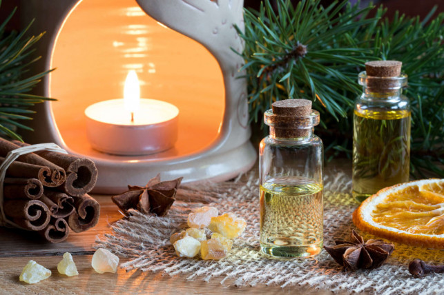 Kominek zapachowy - okno do świata aromaterapii - Zdjęcie główne