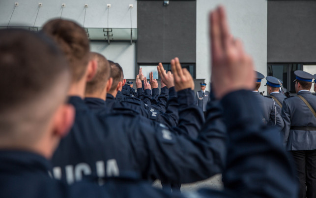Policja zaprasza w swoje szeregi... online - Zdjęcie główne