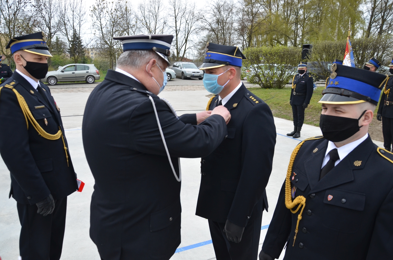 Medale i awanse w kutnowskiej komendzie. Za nami obchody Dnia Strażaka [ZDJĘCIA]  - Zdjęcie główne