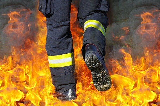 Ochrona do pracy w ogniu. Poznaj ubrania do zadań specjalnych  - Zdjęcie główne