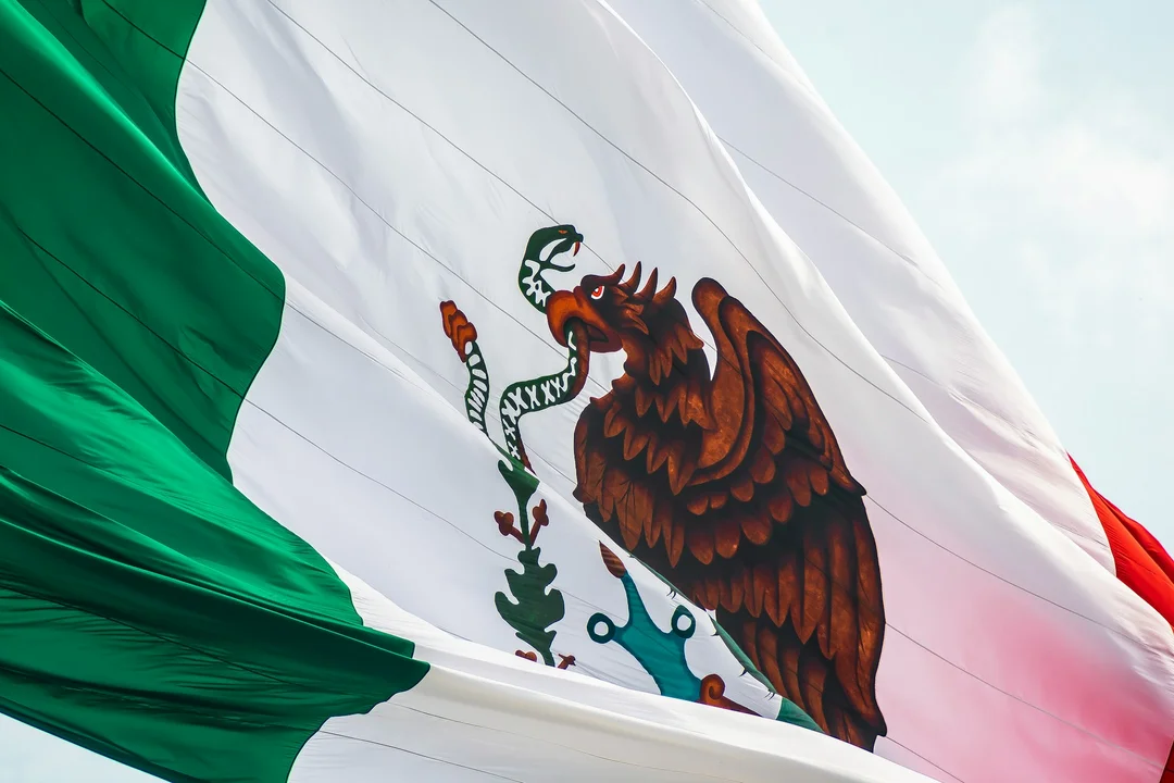 Peso Meksykańskie: Historia, nominały i kurs - Zdjęcie główne