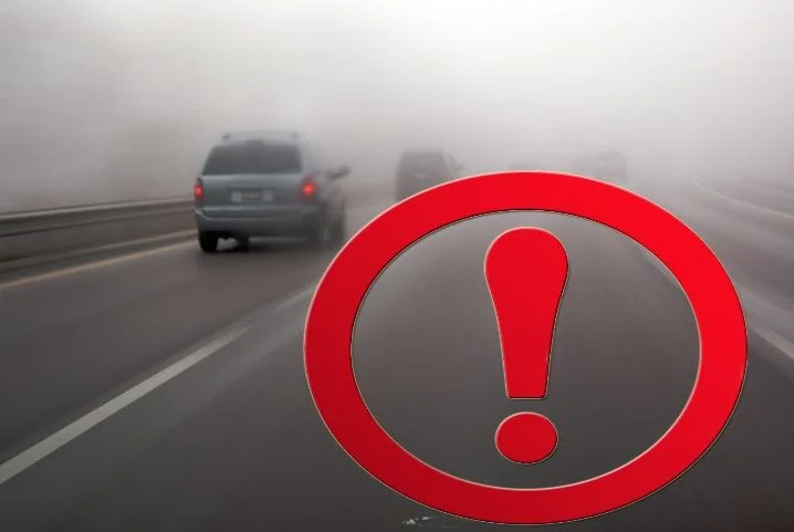 Uwaga kierowcy! Na drogach może być niebezpiecznie - wydano ostrzeżenie dla powiatu kutnowskiego - Zdjęcie główne