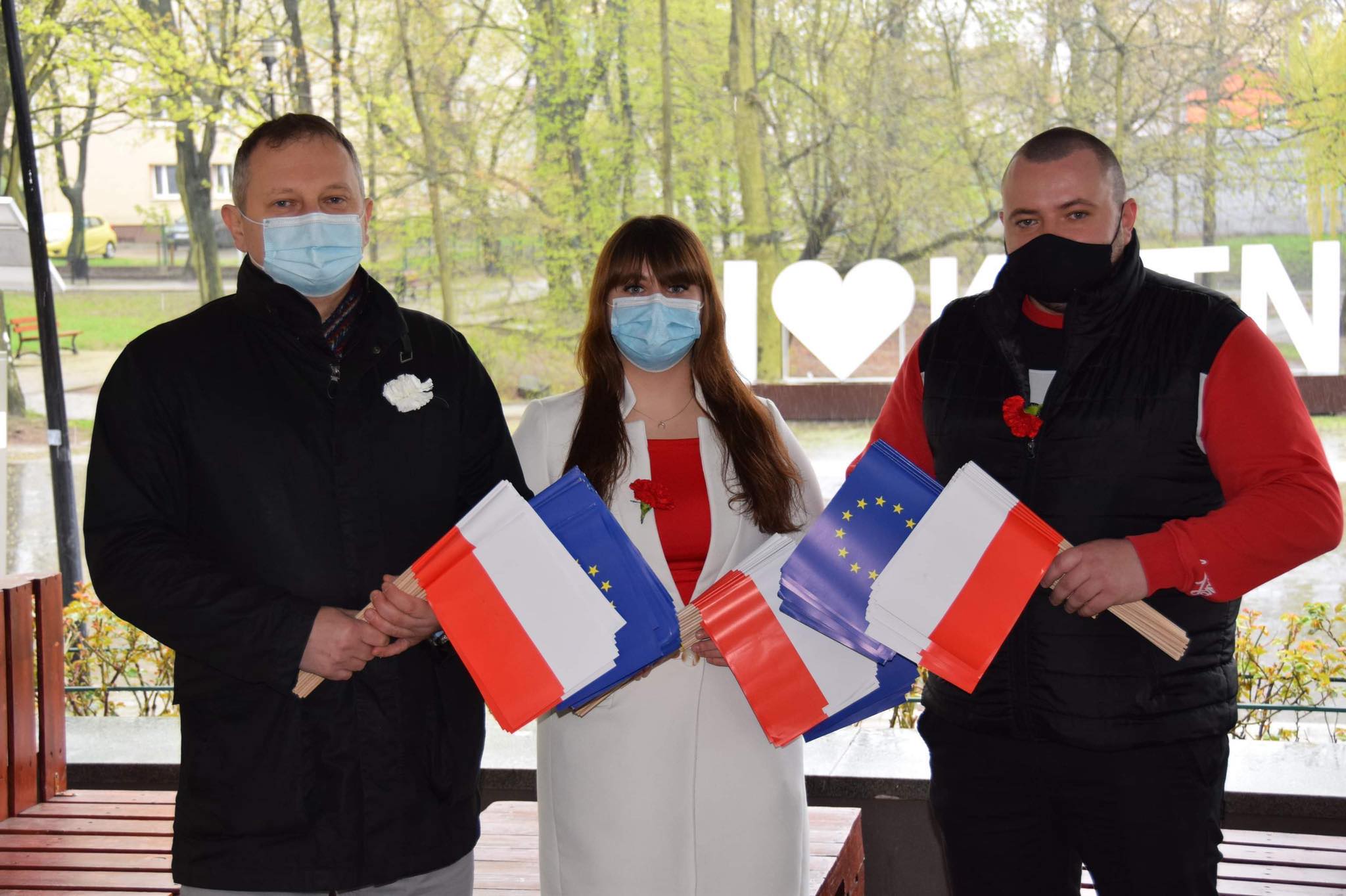 Kutnowska Koalicja Obywatelska w Święto Flagi: "Marzenie o szacunku dla wszystkich" - Zdjęcie główne