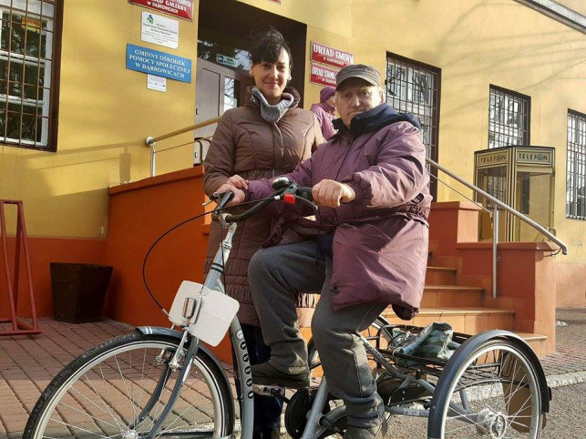 Wójt Dąbrowic pomaga niepełnosprawnym - Zdjęcie główne