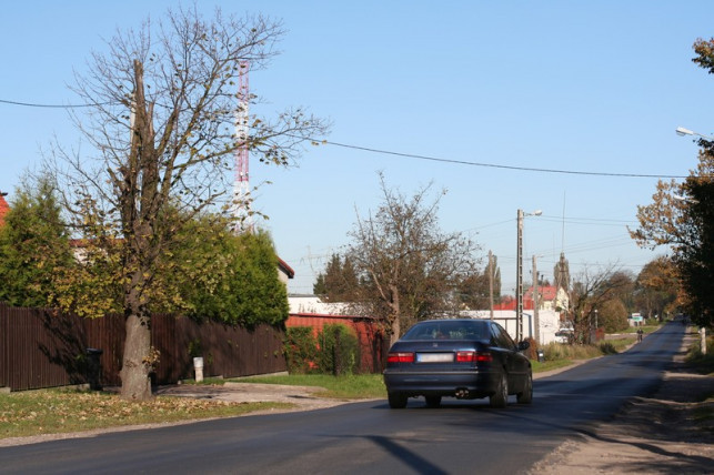 Szansa na przebudowę drogi na Gołębiew. „Złożono wnioski o dofinansowanie” - Zdjęcie główne