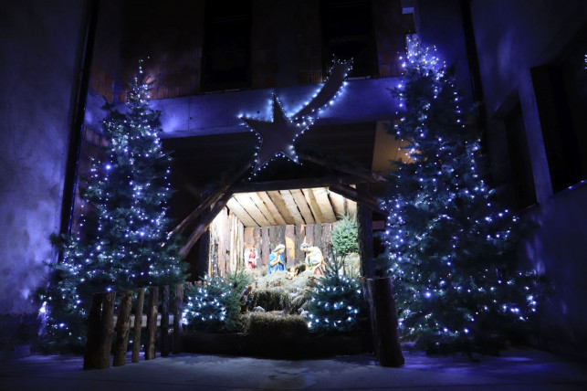 [ZDJĘCIA] Bożonarodzeniowe szopki w kutnowskich kościołach. Jak się prezentują? - Zdjęcie główne
