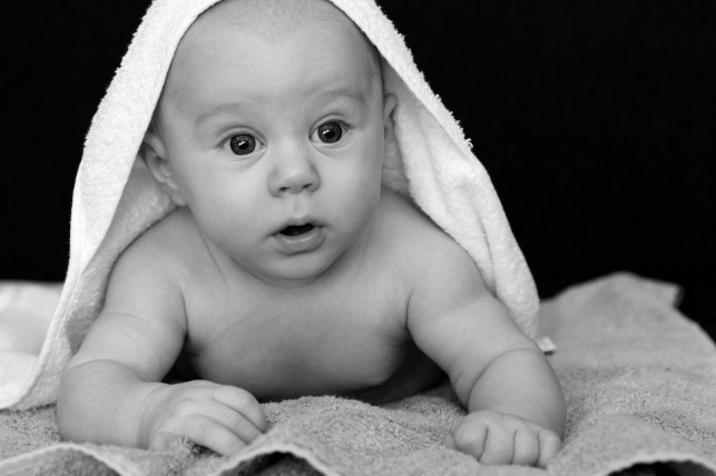 Akcesoria do kąpieli niemowląt – jak je wybrać? - Zdjęcie główne