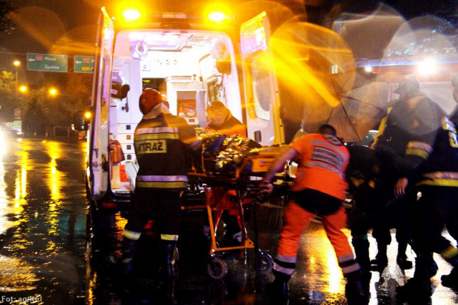 Śmierć na drodze - potrącony pieszy zmarł w szpitalu - Zdjęcie główne