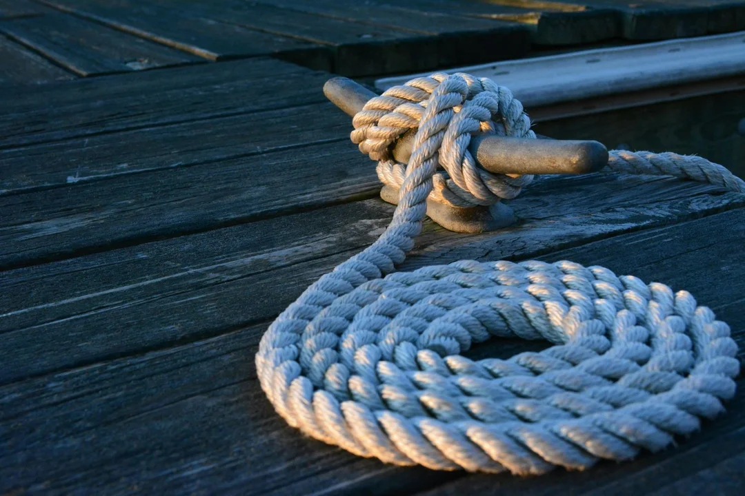 Kursy żeglarskie – kiedy warto się zdecydować i jak wybrać odpowiednie szkolenie dla siebie? - Zdjęcie główne