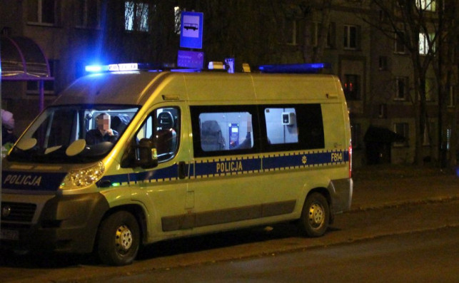 Policja na Wyszyńskiego. Ranna pasażerka autobusu [ FOTO] - Zdjęcie główne