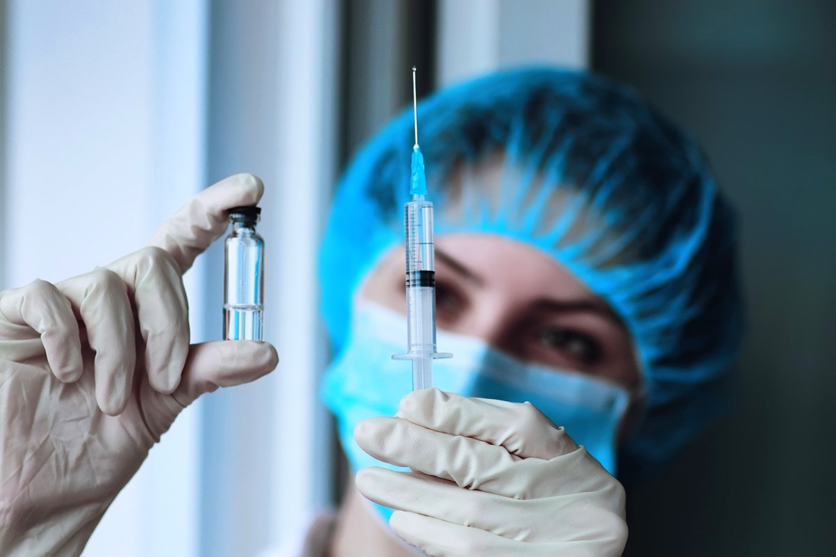 W Polsce pracują nad nową szczepionką przeciwko COViD-19. Czy wyprodukuje ją kutnowska firma? - Zdjęcie główne