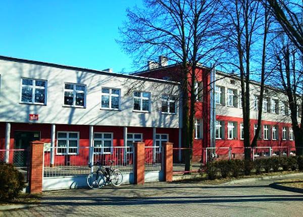 Radni zagłosowali – dwie szkoły podstawowe w gminie Góra św. Małgorzaty - Zdjęcie główne