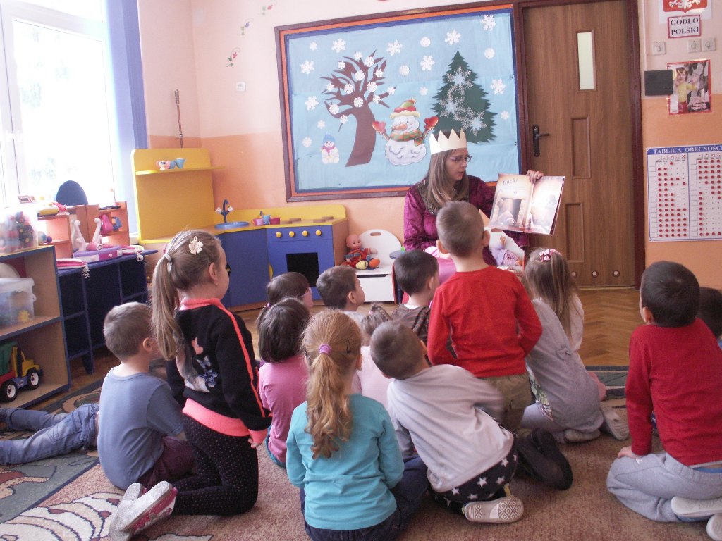  Głośne czytanie w przedszkolach  - Zdjęcie główne