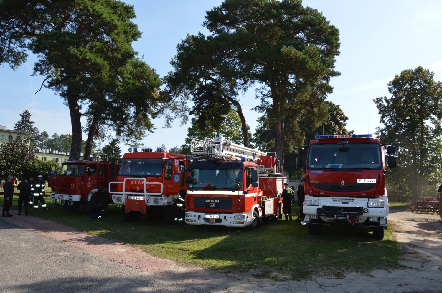 Ćwiczenia ewakuacji pożarowej w SOSW w Stemplewie - Zdjęcie główne