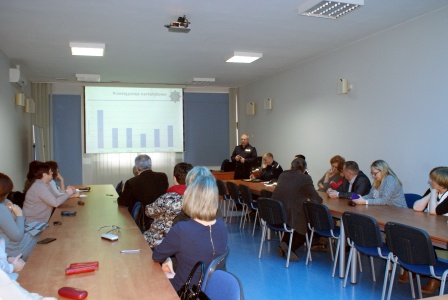 Konsultacje społeczne w Gimnazjum w Topoli Królewskiej  - Zdjęcie główne