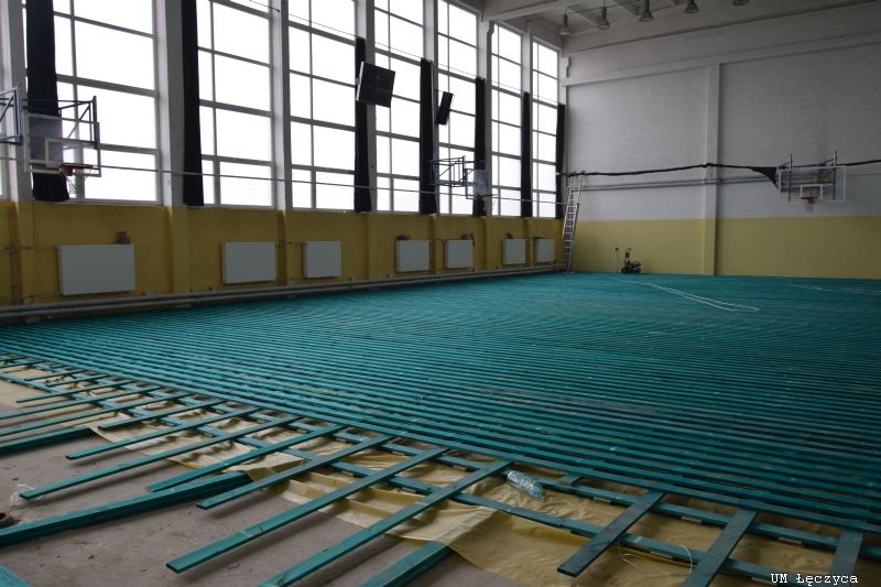Remonty sal gimnastycznych w łęczyckich szkołach - Zdjęcie główne