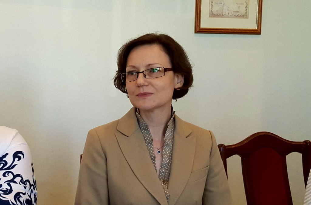 Sekretarz Ewa Lewińska z upoważnieniami od zastępcy burmistrza - Zdjęcie główne