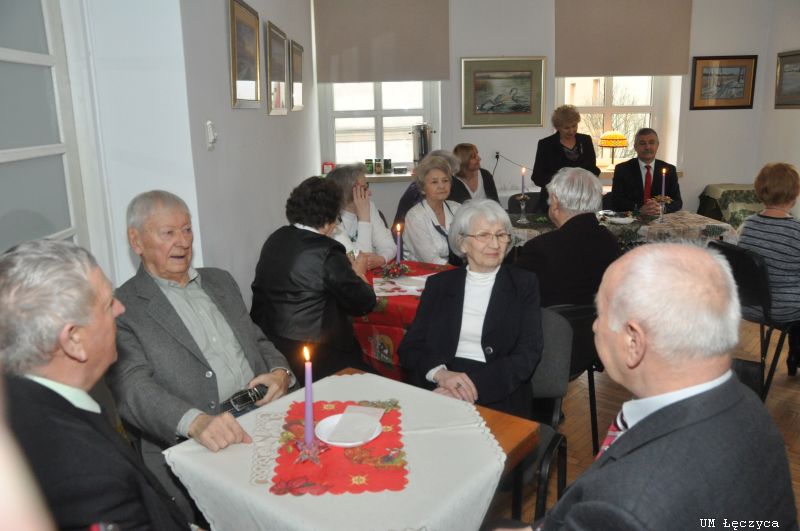 Spotkanie noworoczno – opłatkowe Kombatanckiego Związku Dzieci Wojny w Łęczycy - Zdjęcie główne