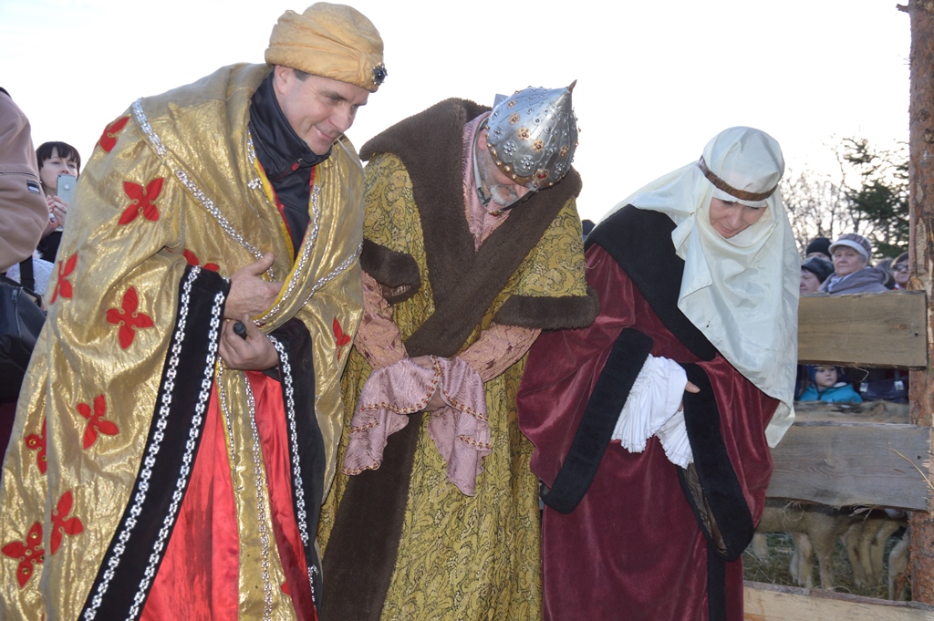 Obchody Święta Trzech Króli przy Klasztorze Ojców Bernardynów [ZDJĘCIA] - Zdjęcie główne