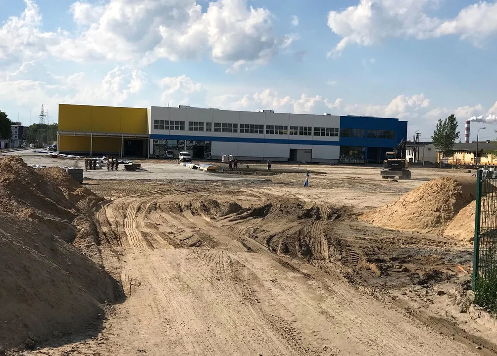 Nowy market budowlany w Płocku. Kiedy otwarcie? [ZDJĘCIA] - Zdjęcie główne