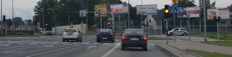Chaos na skrzyżowaniach. Policja: nie było potrzeby kierowania ruchem - Zdjęcie główne