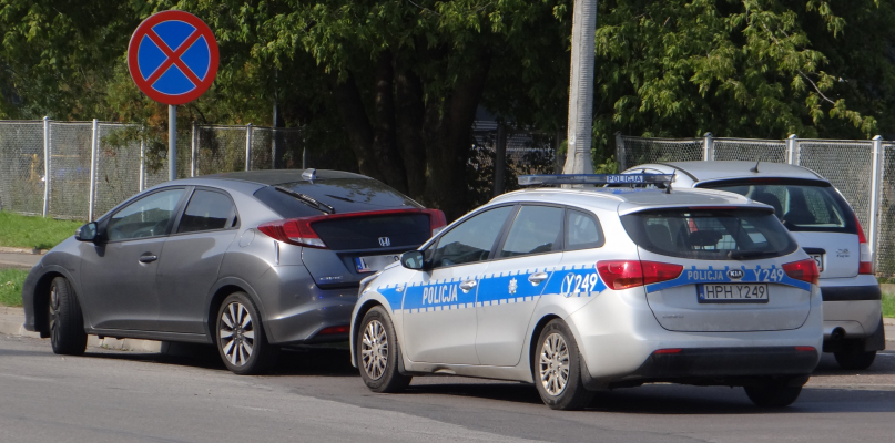 Kolizja na rondzie na Podolszycach  - Zdjęcie główne