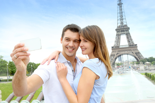 Romantyczny wypad do Paryża. Jak zorganizować? - Zdjęcie główne