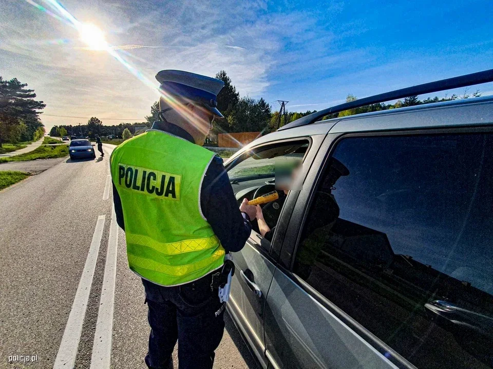 Ponad 750 kontroli jednego dnia! Alkohol i narkotyki w powiecie płockim - Zdjęcie główne